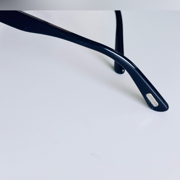 TOM FORD Lindsay Black Polarized Square Sunglasses - Picture 10 of 16